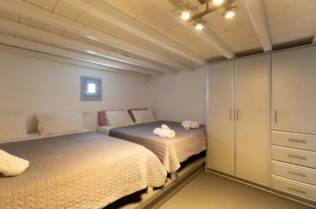 Blue Heart Mykonos Up To 10 People Best Location Mykonos Town 0*,
